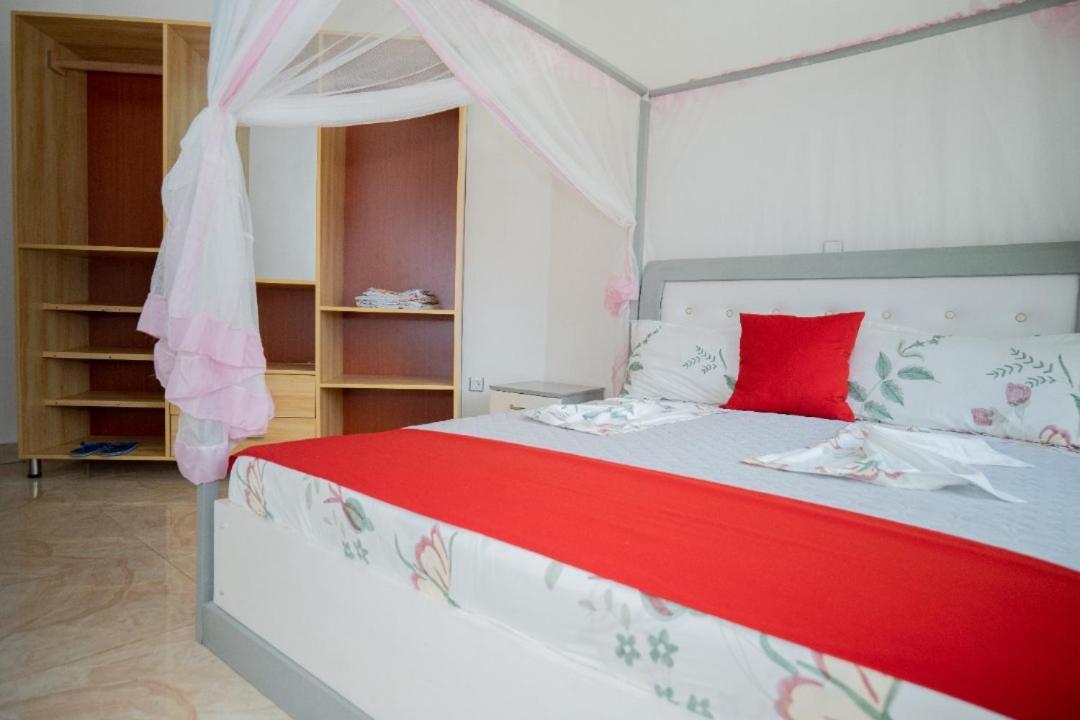 The City Block Apartment Бужумбура Екстер'єр фото