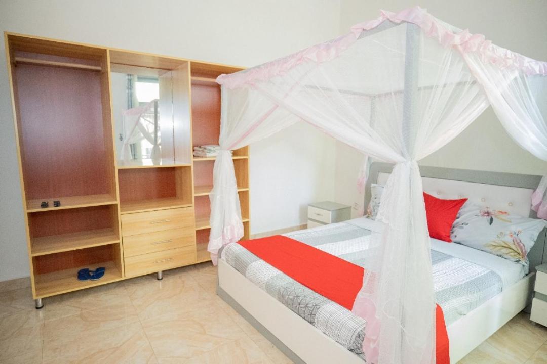 The City Block Apartment Бужумбура Екстер'єр фото